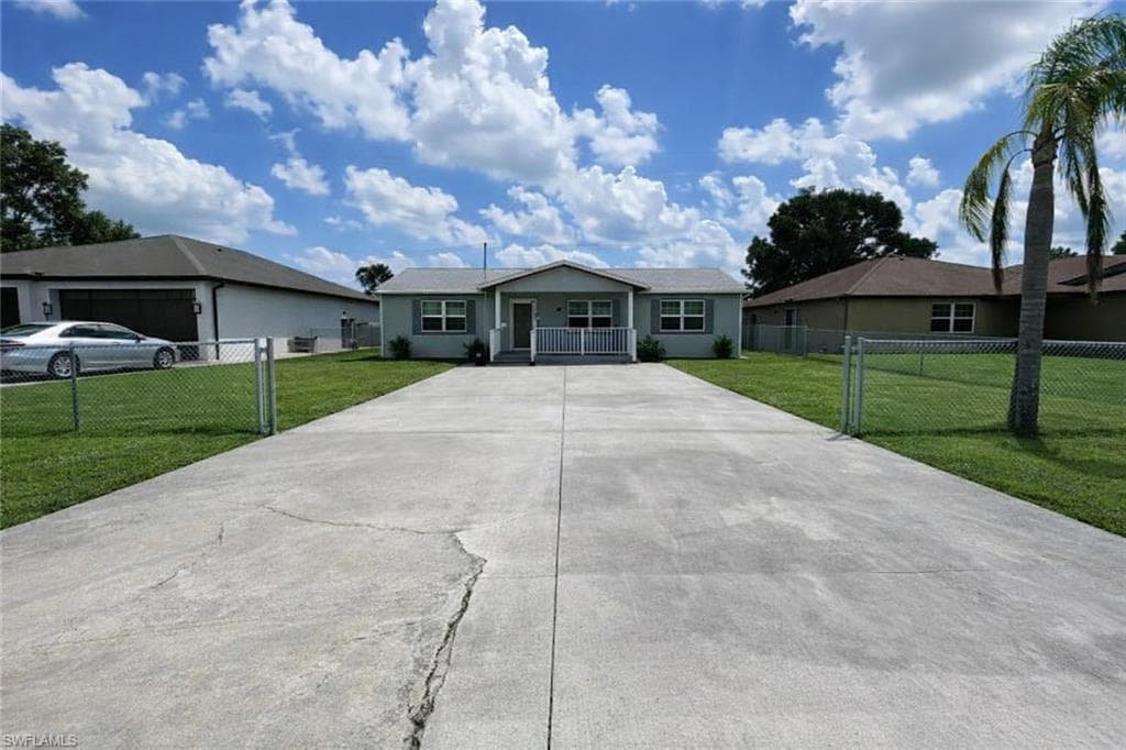 2305 Towles ST FORT MYERS, FL 33916