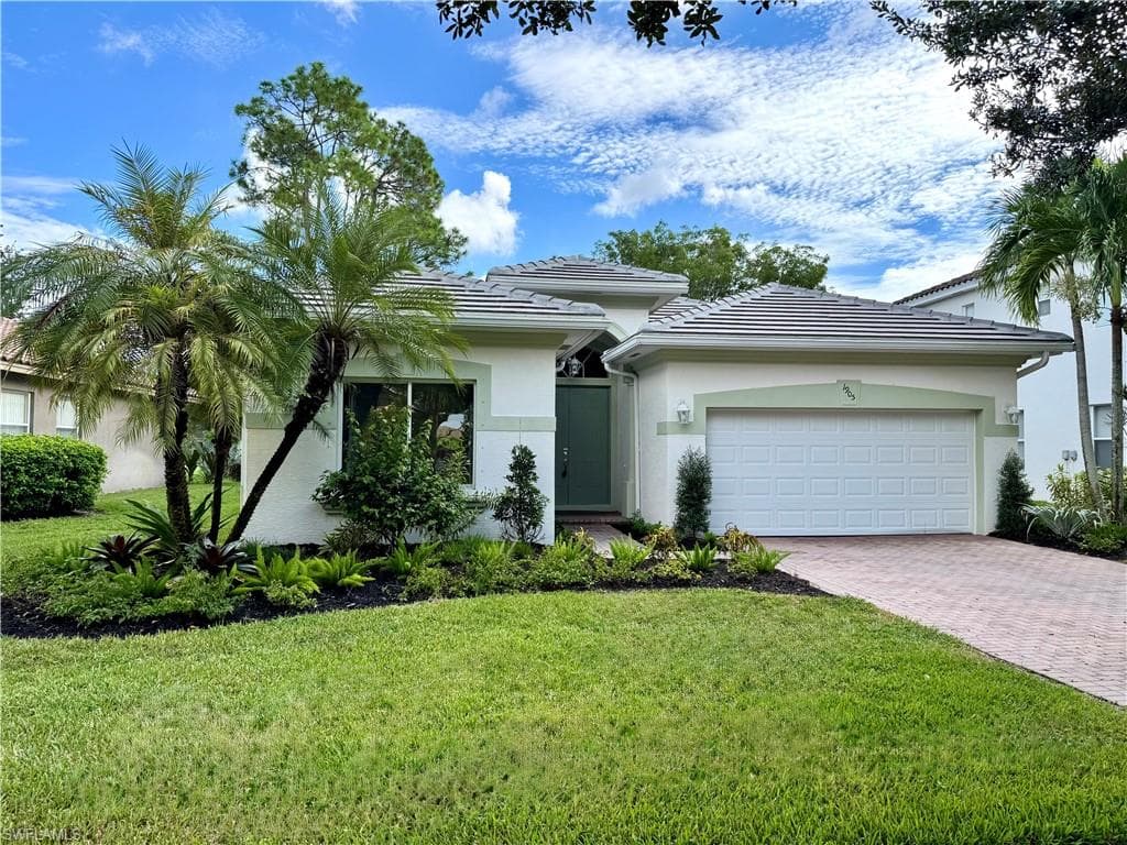 1905 Par DR NAPLES, FL 34120