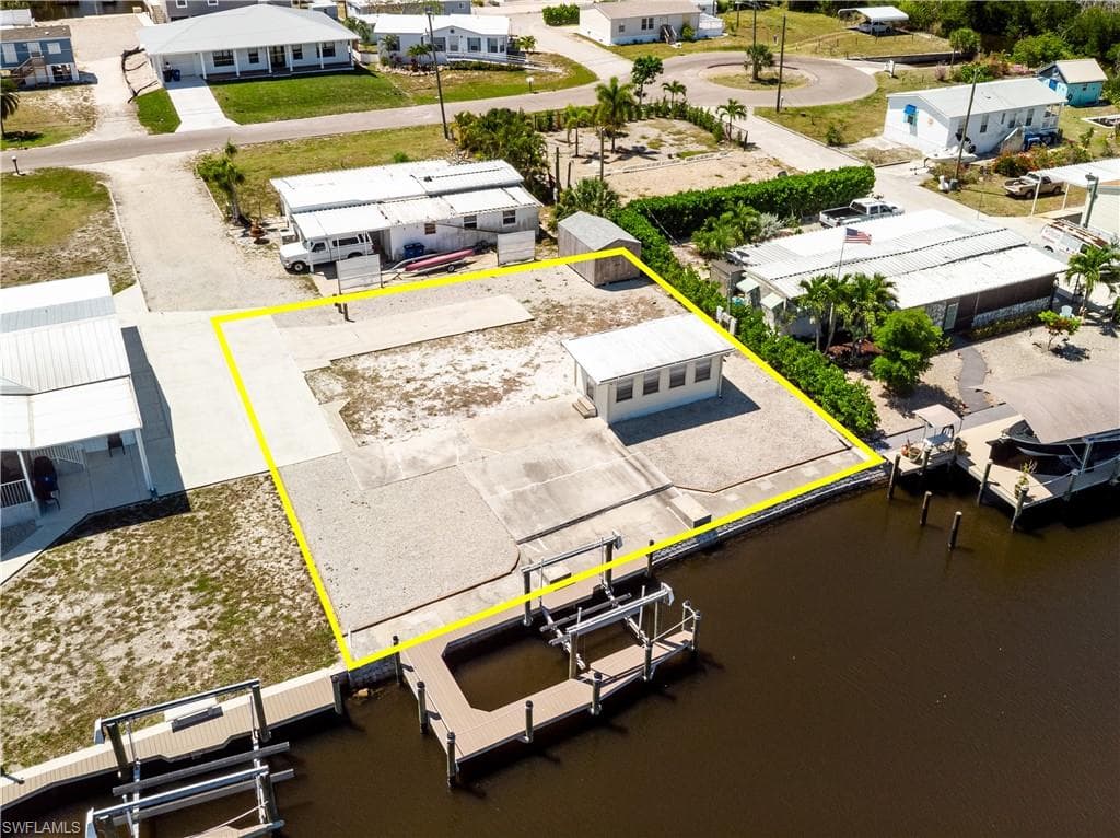 5150 Sandpiper DR ST. JAMES CITY, FL 33956