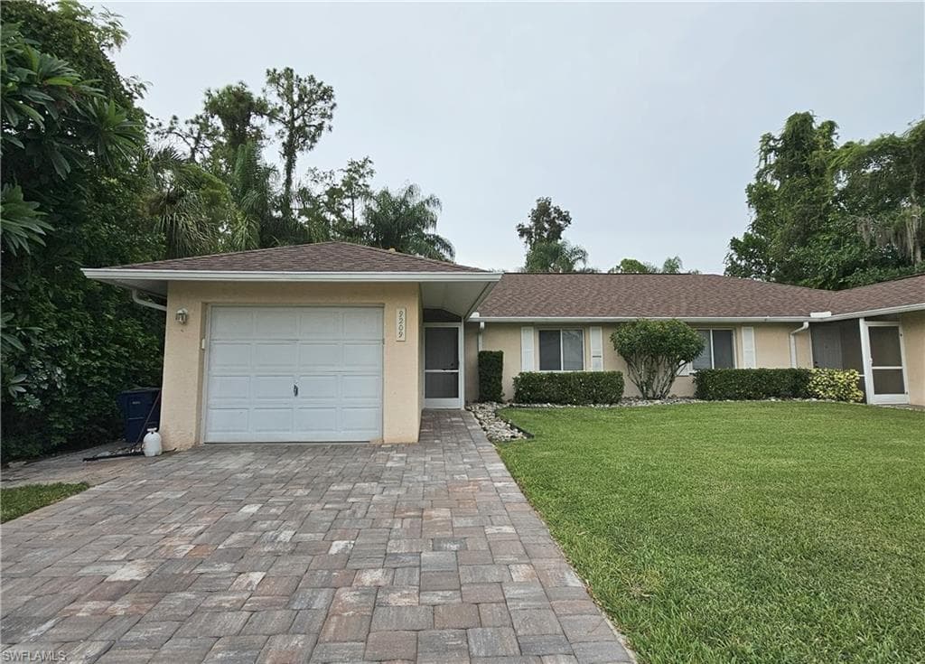 9209 Seville RD FORT MYERS, FL 33967