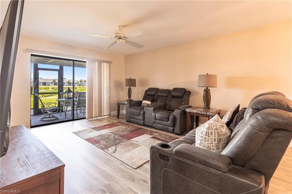 16351 Kelly Woods DR 168 FORT MYERS, FL 33908