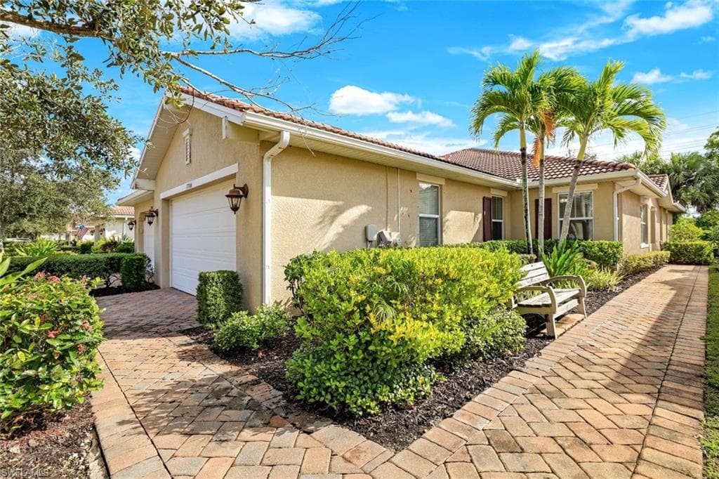 13366 Kent ST NAPLES, FL 34109