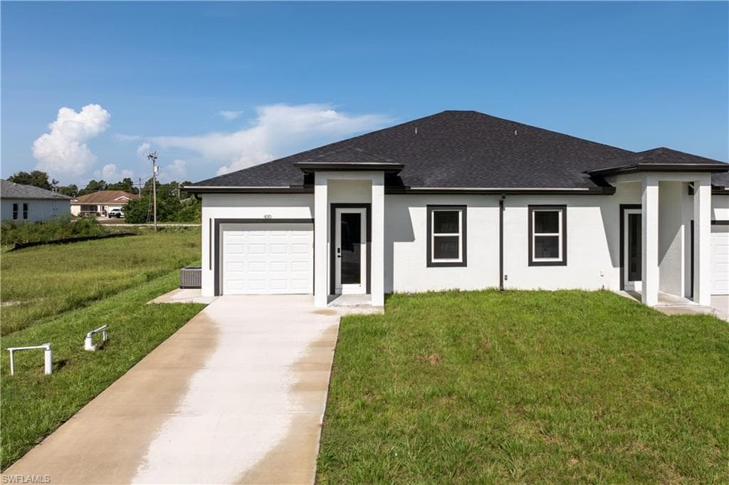 428/430 Petite AVE LEHIGH ACRES, FL 33974