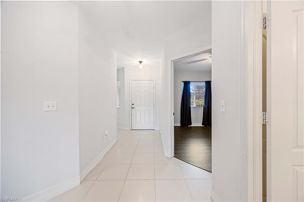 7823 Regal Heron CIR 303 NAPLES, FL 34104