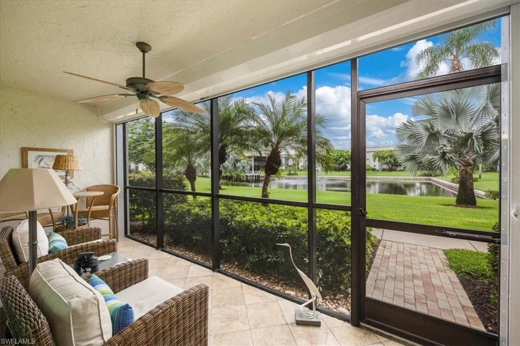 788 Park Shore DR F13 NAPLES, FL 34103