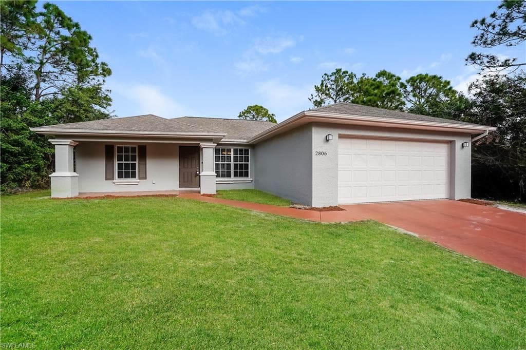 2806 41st ST W LEHIGH ACRES, FL 33971