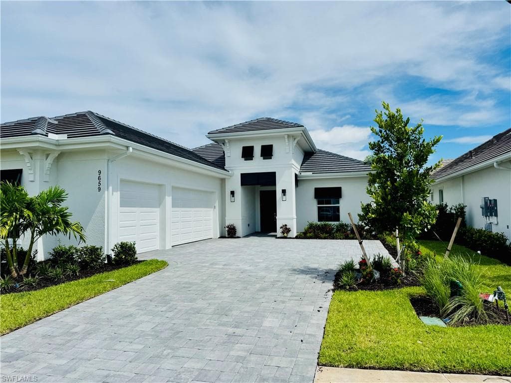 9659 Moonflower CT NAPLES, FL 34114