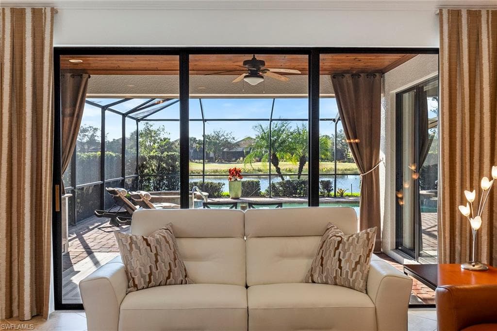12570 Fenhurst WAY NAPLES, FL 34120