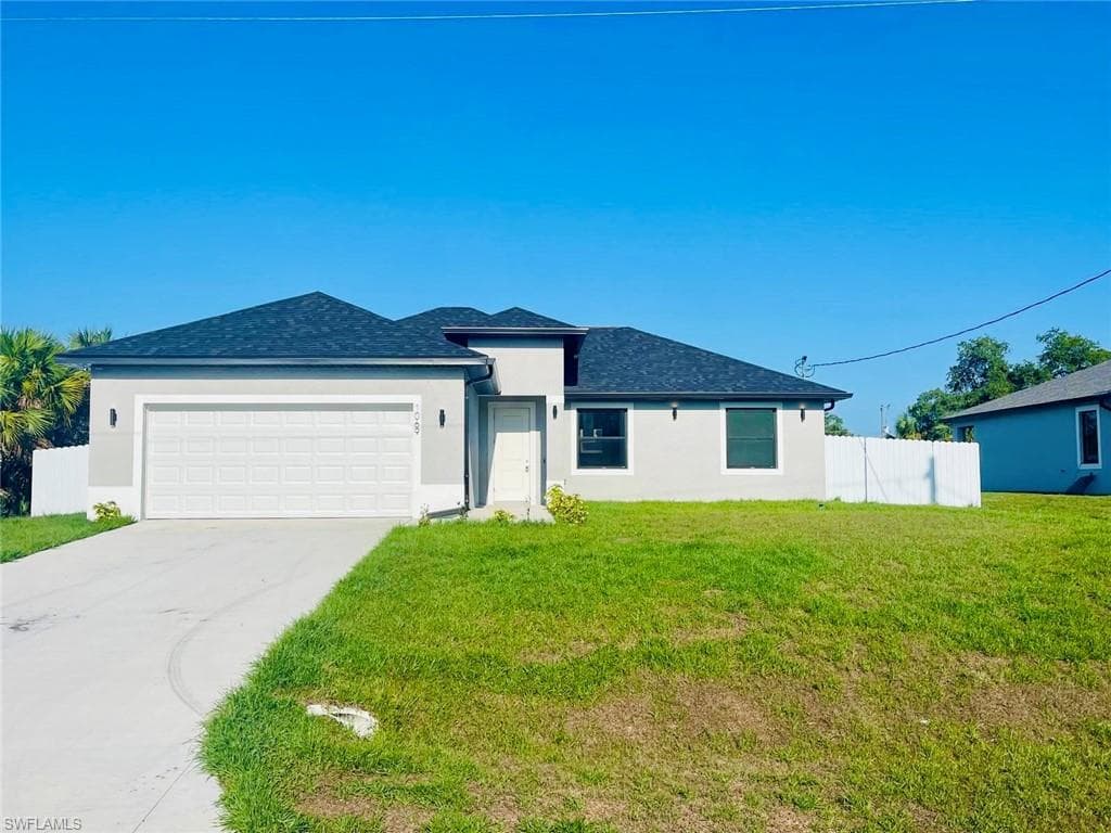 1069 N HILTON CIR LABELLE, FL 33935