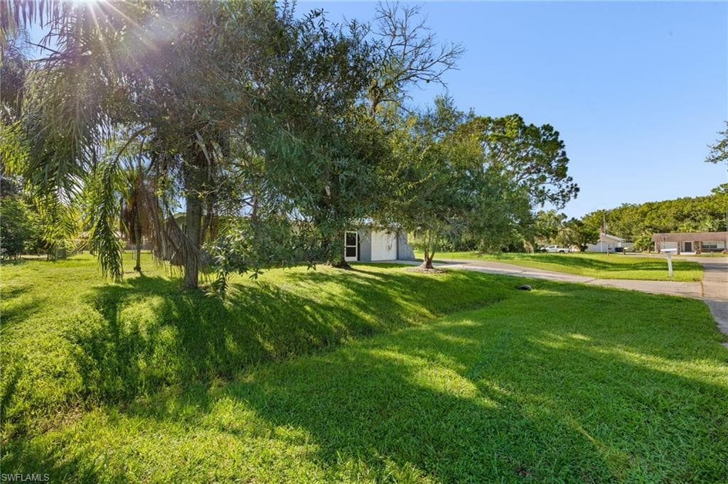 2981 Ribbon CT FORT MYERS, FL 33905