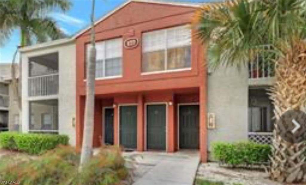 177 Santa Clara CIR 4 NAPLES, FL 34104