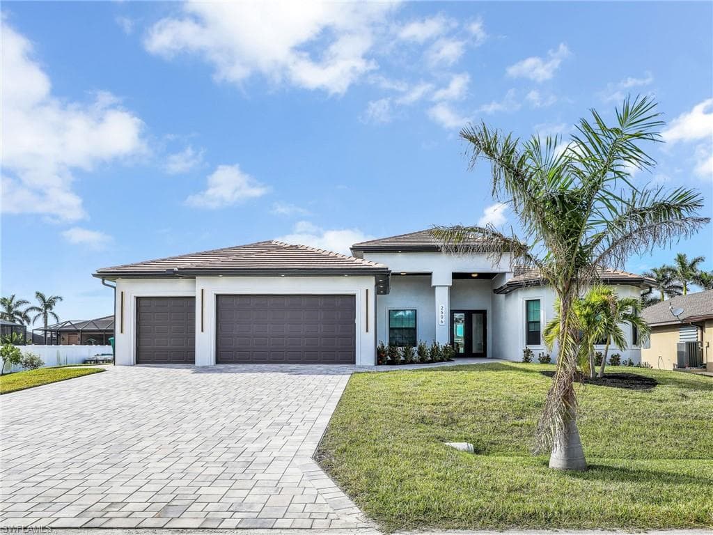 2506 24th CT CAPE CORAL, FL 33914
