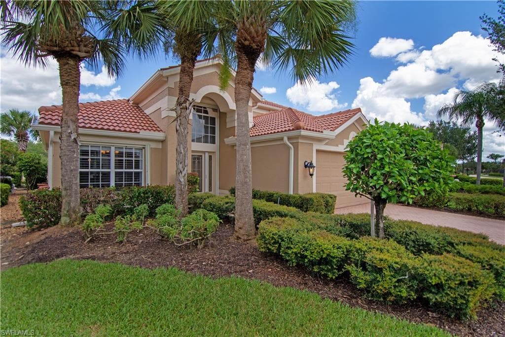 9206 Independence WAY FORT MYERS, FL 33913