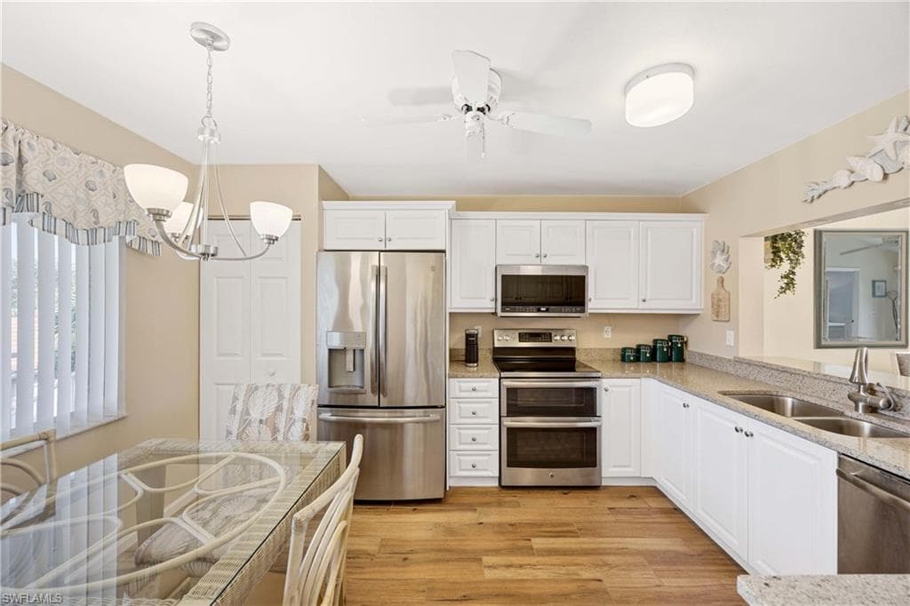 700 Saratoga CIR B204 NAPLES, FL 34104