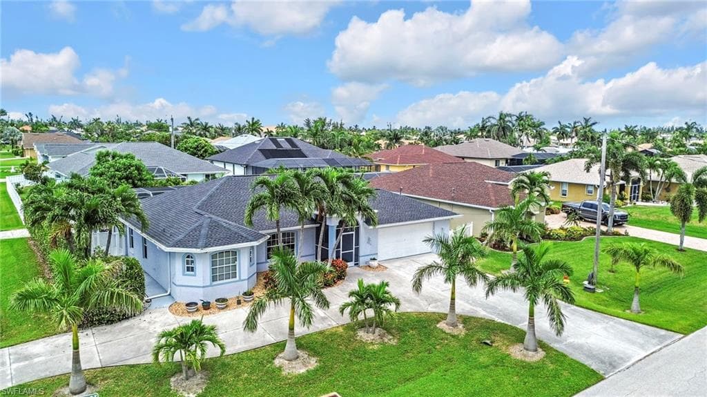 2711 SW 27th ST CAPE CORAL, FL 33914