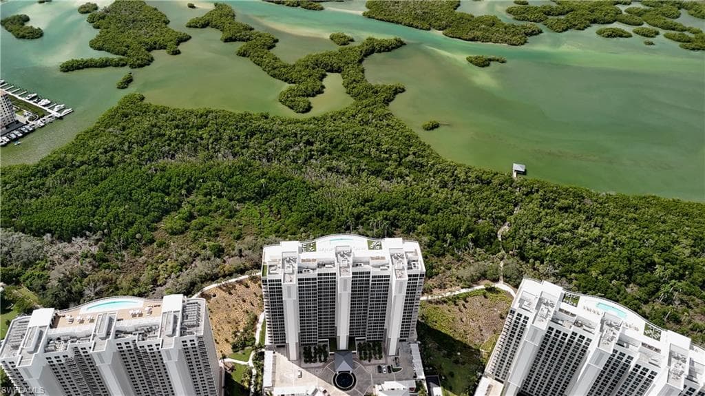 13925 Old Coast RD PH02 NAPLES, FL 34110
