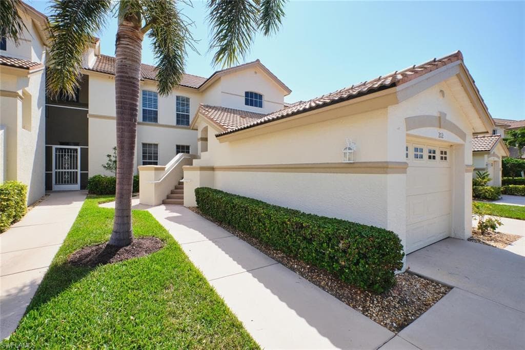 9250 Bayberry BEND 202 FORT MYERS, FL 33908