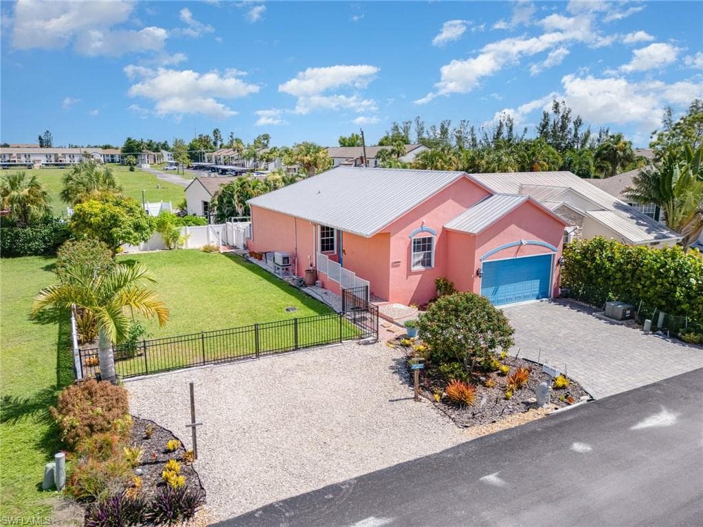 6070 Waterway Bay DR FORT MYERS, FL 33908