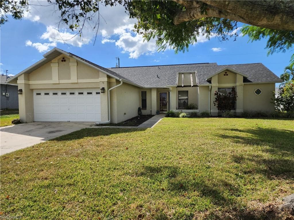 612 SW 8th CT CAPE CORAL, FL 33991