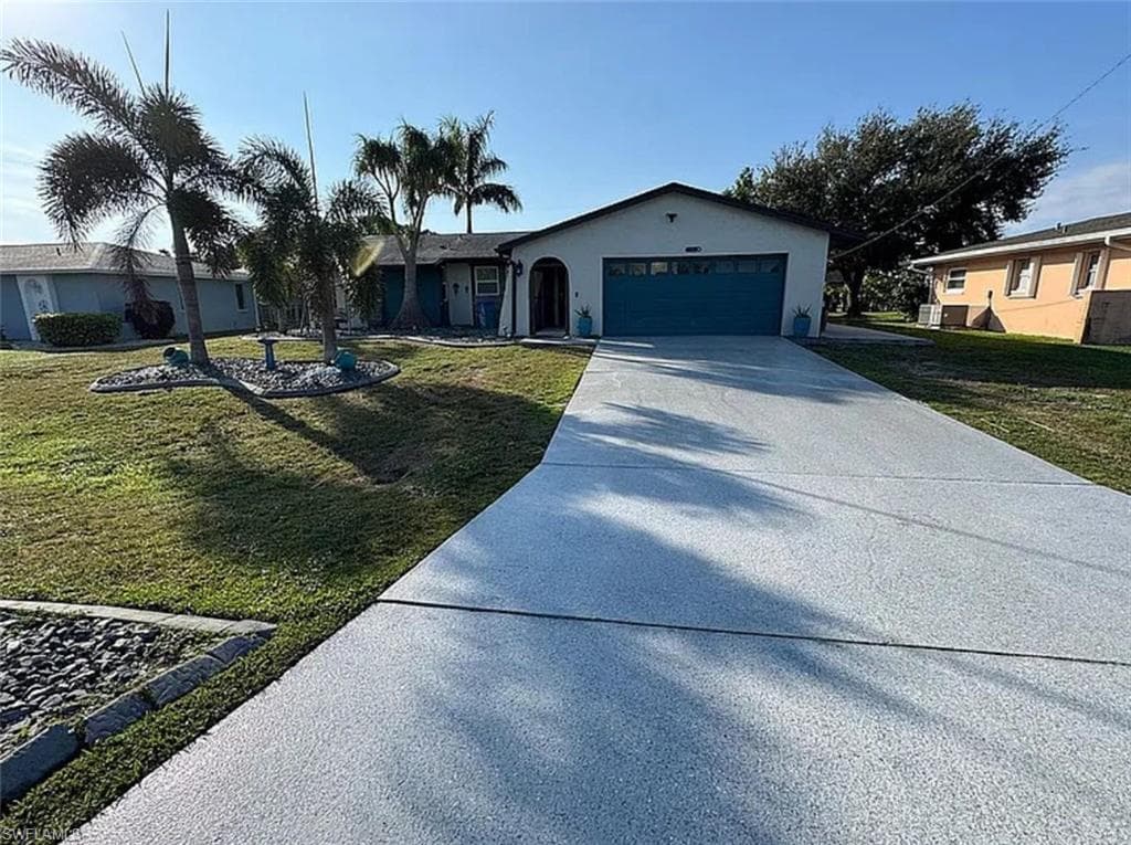 1220 SE 27th ST CAPE CORAL, FL 33904