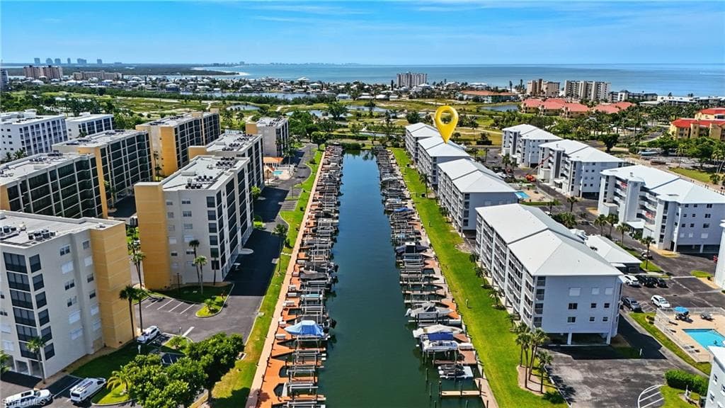 4521 Bay Beach LN 325 FORT MYERS BEACH, FL 33931