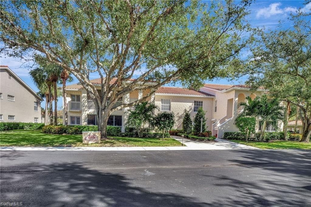 102 Siena WAY 1306 NAPLES, FL 34119