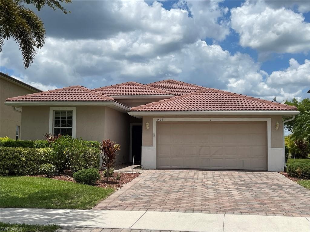 1509 Birdie DR NAPLES, FL 34120