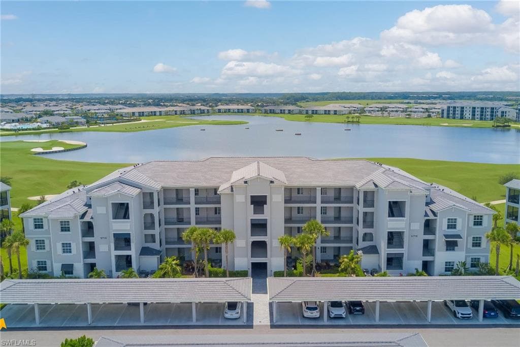 5715 Double Eagle CIR 4421 AVE MARIA, FL 34142