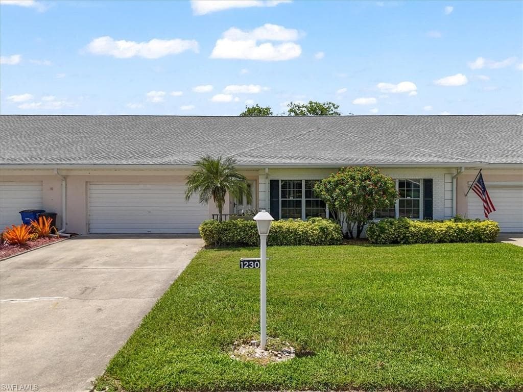 1230 Arcola DR FORT MYERS, FL 33919