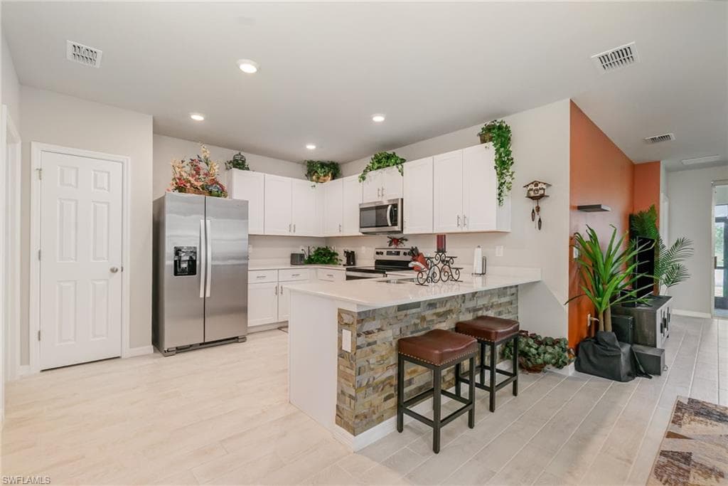 20184 Camino Torcido LOOP NORTH FORT MYERS, FL 33917