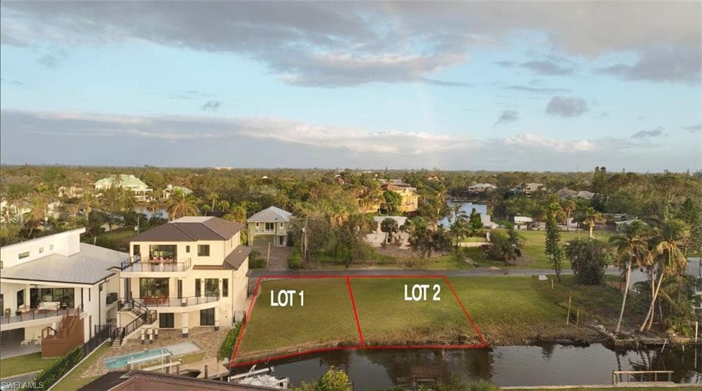 27555 Big Bend RD BONITA SPRINGS, FL 34134