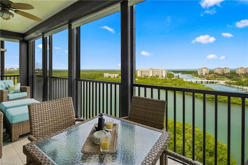420 Cove Tower DR 1202 NAPLES, FL 34110