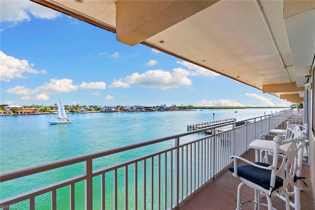 1200 Edington PL A404 MARCO ISLAND, FL 34145