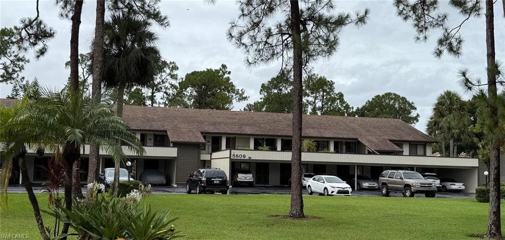 5809 Rattlesnake Hamm RD 201 NAPLES, FL 34113