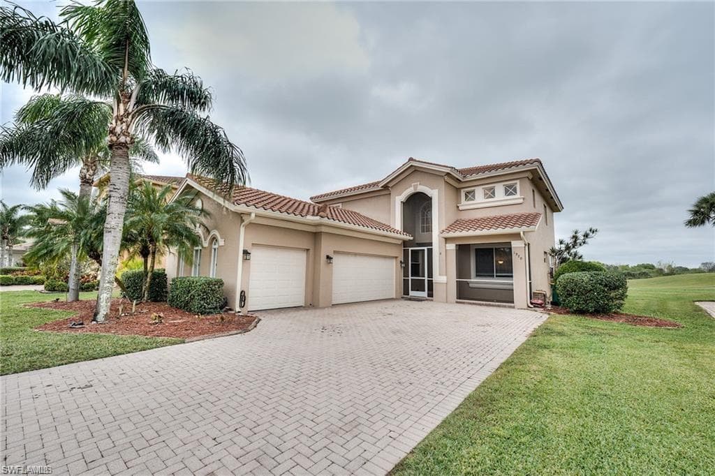1970 Par DR NAPLES, FL 34120