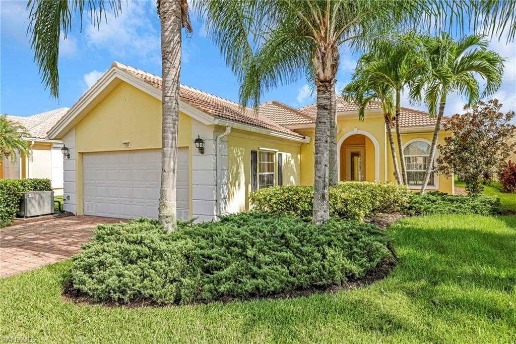 7794 Tommasi CT NAPLES, FL 34114