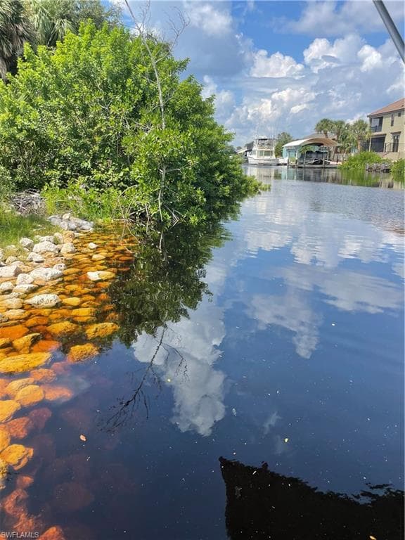 18286 Van Nuys CIR PORT CHARLOTTE, FL 33948