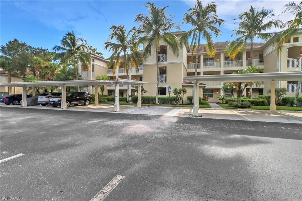 1882 Tarpon Bay DR S 103 NAPLES, FL 34119
