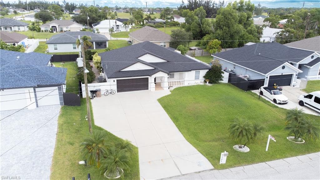 1208 NW 21st PL CAPE CORAL, FL 33993