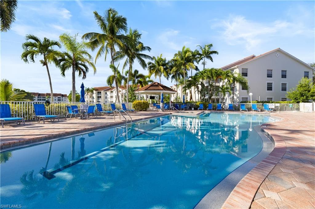 4690 Saint Croix LN 421 NAPLES, FL 34109