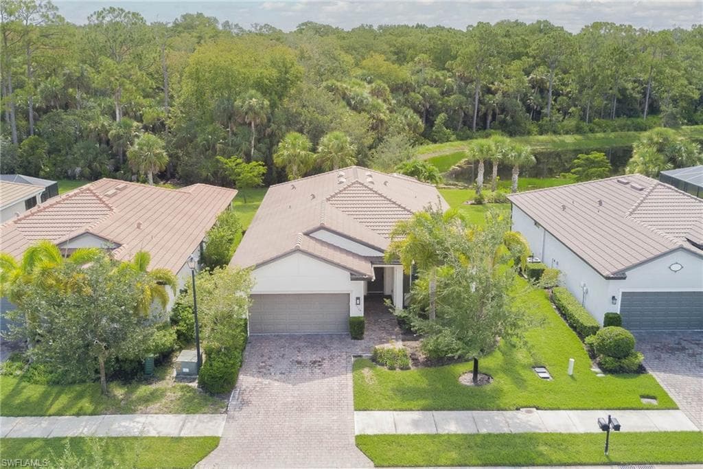 15724 Angelica DR ALVA, FL 33920