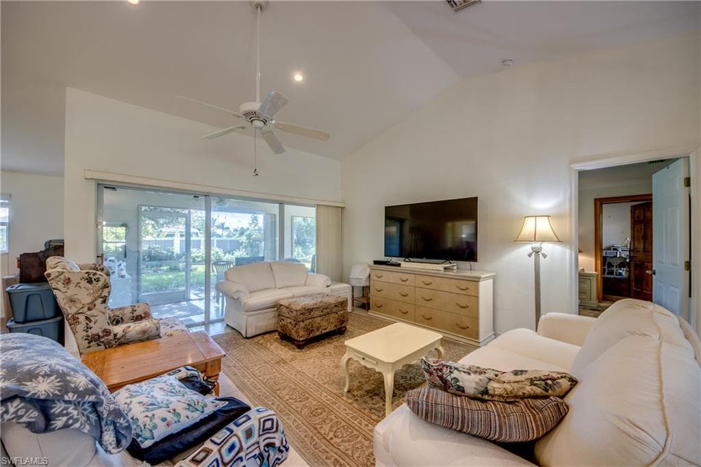 2139 SE 5th PL CAPE CORAL, FL 33990