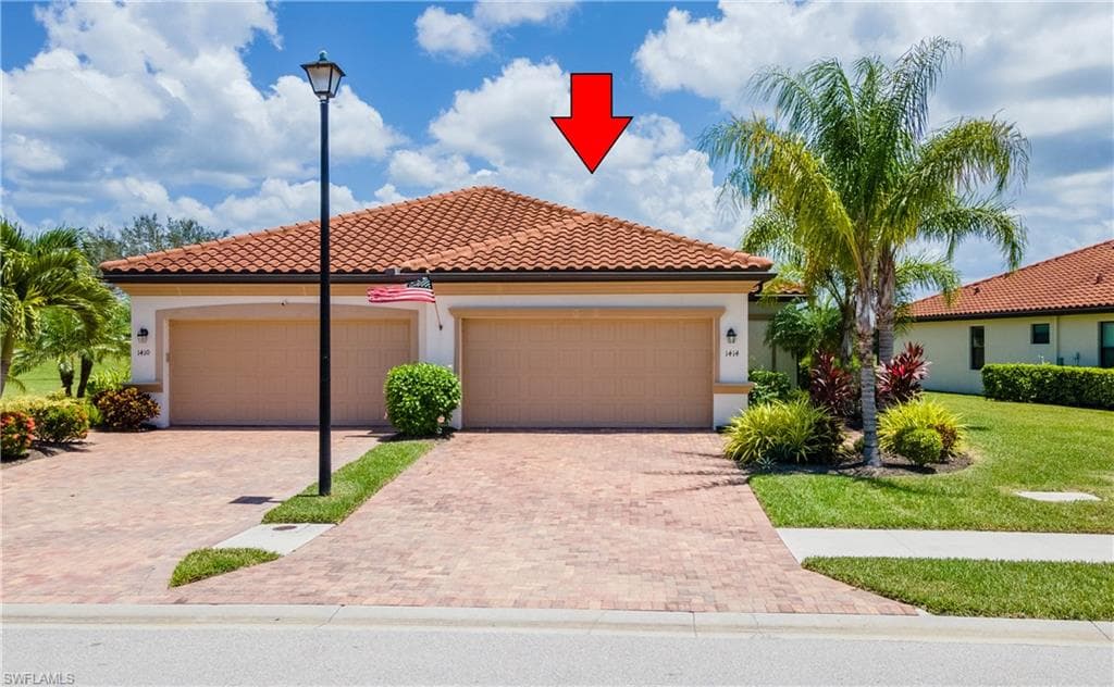 1414 Oceania DR S NAPLES, FL 34113