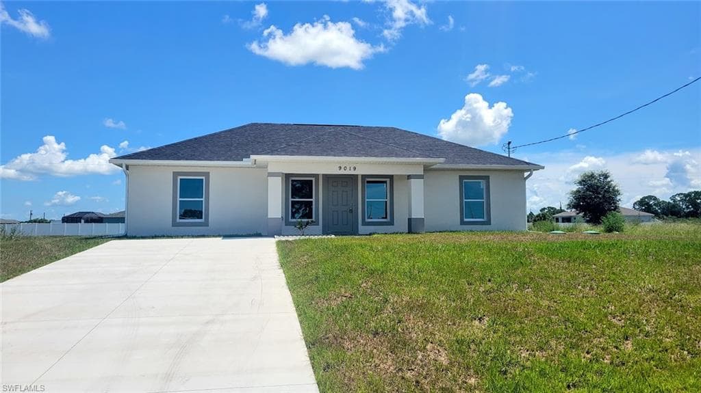 9019 E Crow CIR LABELLE, FL 33935