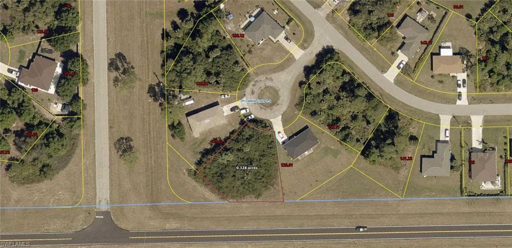 5006 Gunn CT LABELLE, FL 33935
