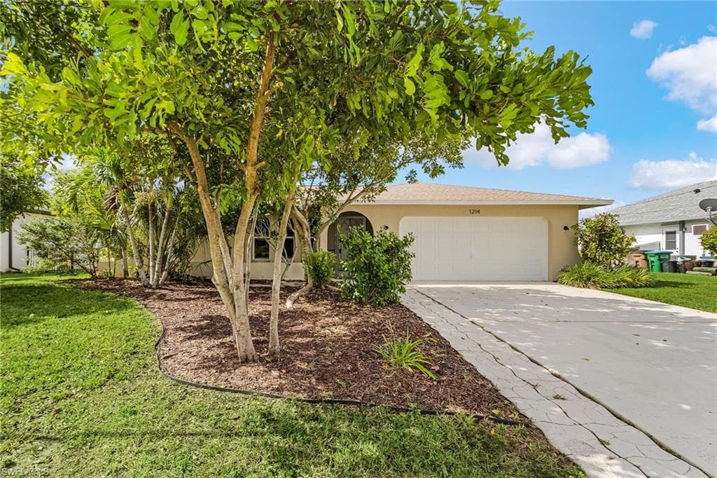 1214 SE 23rd ST CAPE CORAL, FL 33990