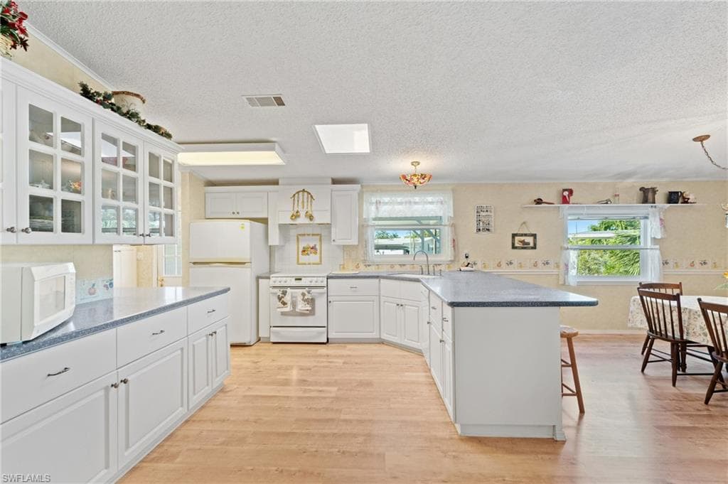278 Riverwood RD NAPLES, FL 34114