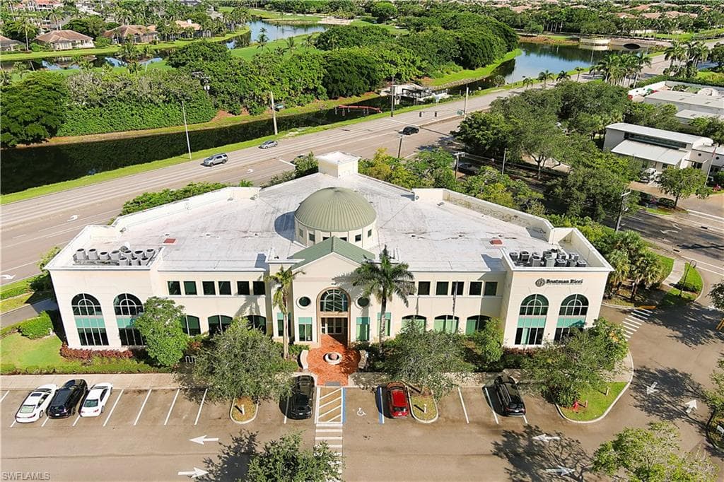3021 Airport RD N 103 NAPLES, FL 34105