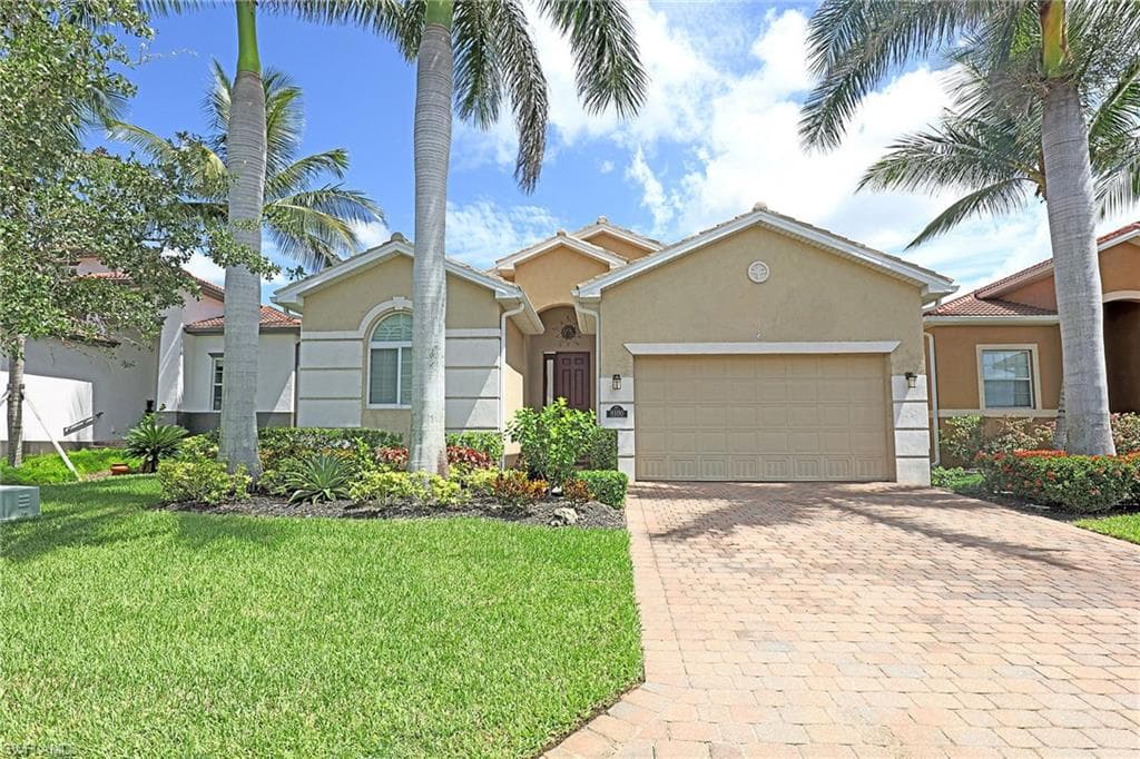 8100 Banyan Breeze WAY FORT MYERS, FL 33908