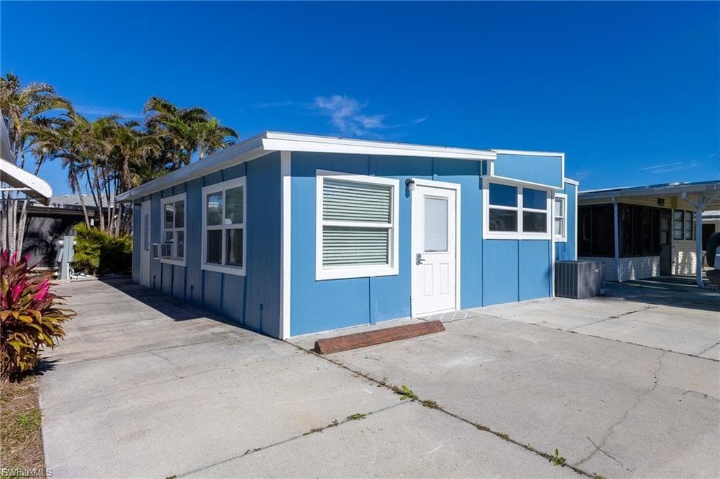 11710 Ariana DR 47 FORT MYERS, FL 33908